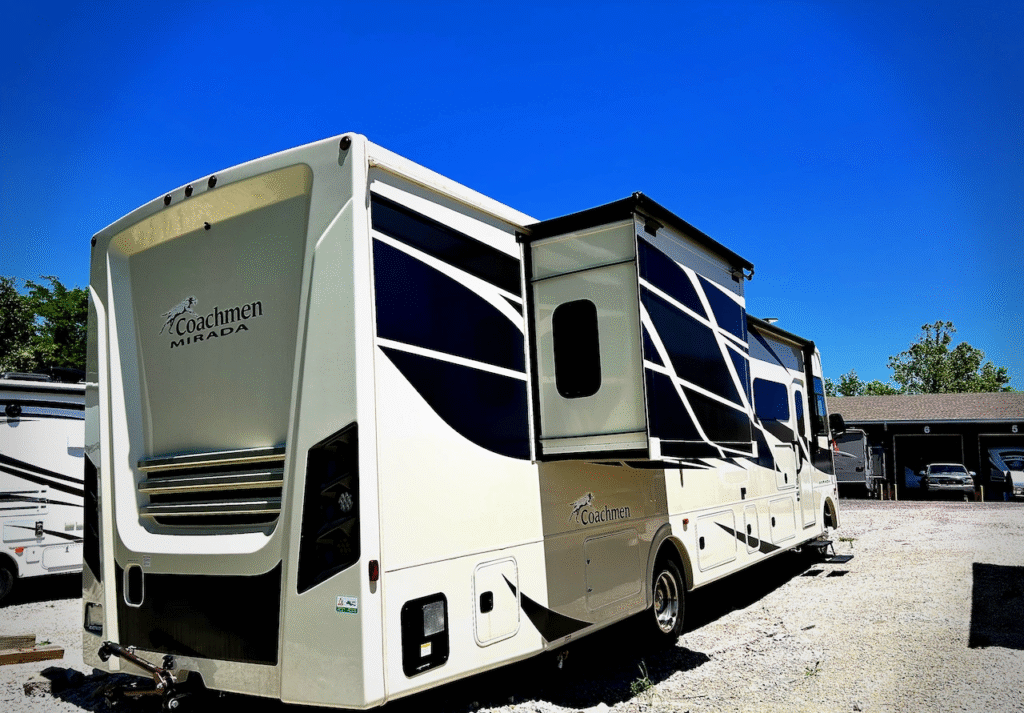 2021 Coachmen Mirada 35ES